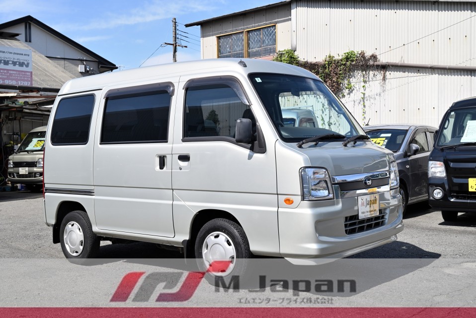 サンバーバン　ディアス　５速ミッション　２WD　